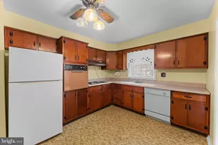 6 Clover Ln, Malvern, PA 19355 - Photo 12