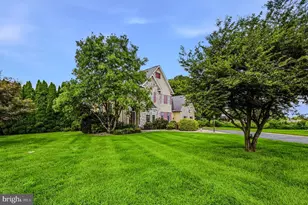 264 Regent Cir, Oxford, PA 19363 - Photo 2