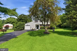 829 Frank Rd, West Chester, PA 19380 - Photo 4