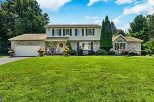 1299 Lone Eagle Rd, Coatesville, PA 19320 - Photo 2