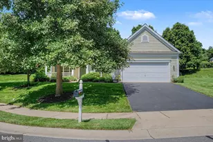 105 Dylan Cir, Avondale, PA 19311 - Photo 2