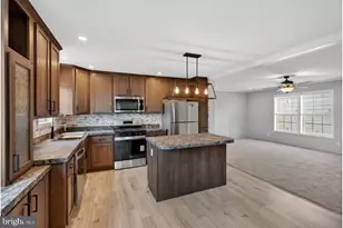 215 Washington Ave, Coatesville, PA 19320 - Photo 18