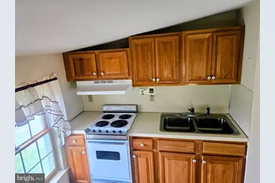 100 N Guthriesville Road, Downingtown, PA 19335 - Photo 8