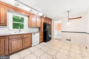 23 Rose Tree Dr, Downingtown, PA 19335 - Photo 8