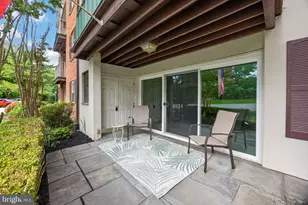 111 Drummers Ln, Wayne, PA 19087 - Photo 2