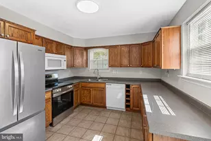 2901 Doris Ct, Phoenixville, PA 19460 - Photo 12
