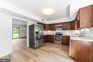 301 Devon Ln, West Chester, PA 19380 - Photo 10