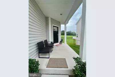 525 Buttonwood St, Spring City, PA 19475 - Photo 2