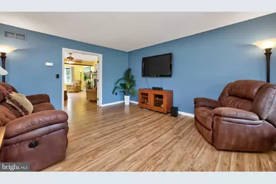 140 Freedom Valley Circle, Coatesville, PA 19320 - Photo 6