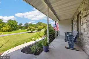 140 Freedom Valley Cir, Coatesville, PA 19320 - Photo 4