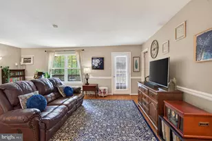 157 Weedon Ct, West Chester, PA 19380 - Photo 6