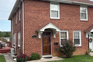 337 W Pennsylvania Ave, Downingtown, PA 19335 - Photo 2