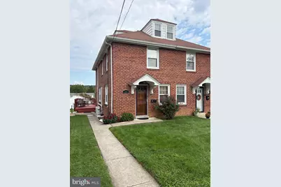 337 W Pennsylvania Avenue, Downingtown, PA 19335 - Photo 1