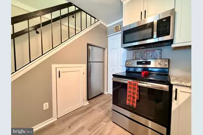 530 Summit House #530, West Chester, PA 19382 - Photo 8