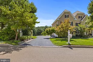 102 Richards Way, Avondale, PA 19311 - Photo 2