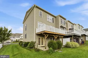 97 N Savanna Dr, Pottstown, PA 19465 - Photo 24