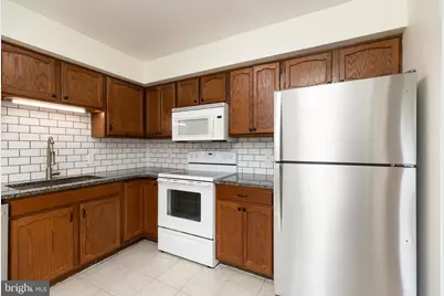 274 Valley Stream Lane, Wayne, PA 19087 - Photo 16