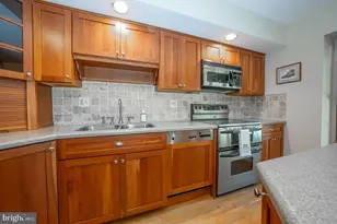 442 Chandlee Dr, Berwyn, PA 19312 - Photo 8