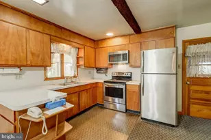 720 Meadow Dr, Honey Brook, PA 19344 - Photo 16