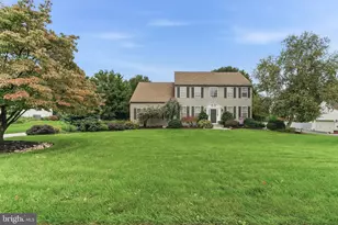 131 Ramblewood Dr, Glenmoore, PA 19343 - Photo 2