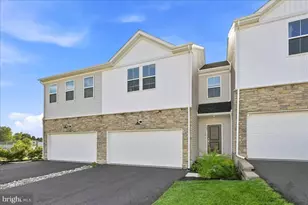 135 Painters Wy, Pottstown, PA 19465 - Photo 2