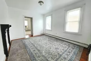 516 Franklin Ave, Phoenixville, PA 19460 - Photo 2