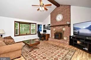 1464 Cornerstone Dr, Pottstown, PA 19465 - Photo 14