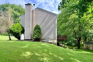 215 Katherine Ln, Coatesville, PA 19320 - Photo 4