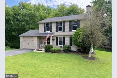 215 Katherine Lane, Coatesville, PA 19320 - Photo 2