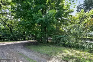210-212 Heckle St, Phoenixville, PA 19460 - Photo 24