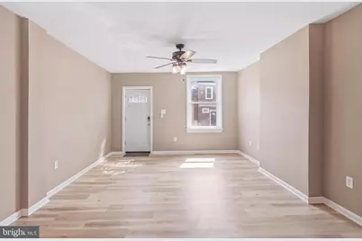 205 W High Street, Phoenixville, PA 19460 - Photo 2