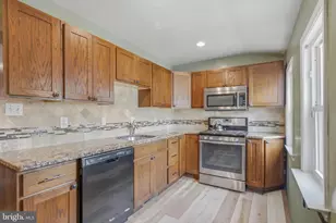 205 W High St, Phoenixville, PA 19460 - Photo 6