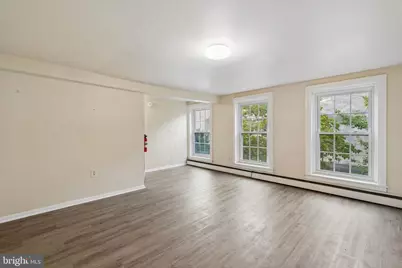 208 E Lincoln Highway #2, Coatesville, PA 19320 - Photo 6
