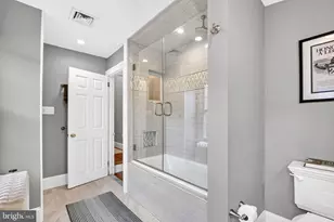 124 S New, West Chester, PA 19382 - Photo 16