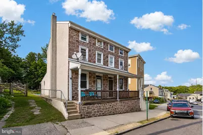 129 Hall Street, Spring City, PA 19475 - Photo 2