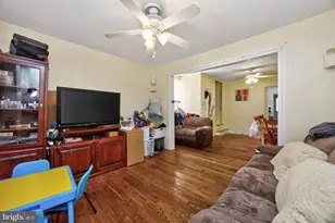 129 Hall St, Spring City, PA 19475 - Photo 4