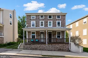 129 Hall St, Spring City, PA 19475 - Photo 1