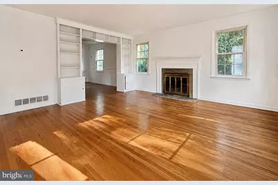 723 Old Eagle School Road, Wayne, PA 19087 - Photo 2