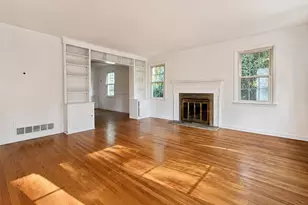 723 Old Eagle School Rd, Wayne, PA 19087 - Photo 2