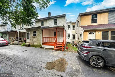 317 S 1st Avenue, Coatesville, PA 19320 - Photo 2