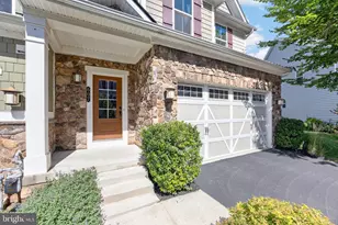 607 Cliff Ln, Malvern, PA 19355 - Photo 2
