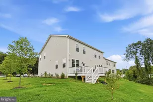 121 Tudor St, Coatesville, PA 19320 - Photo 24