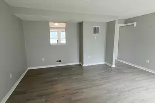 354 Barclay St, Coatesville, PA 19320 - Photo 6