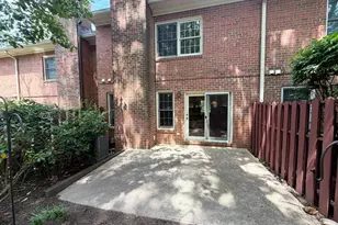 302 Brighton Circle, Devon, PA 19333 - Photo 18