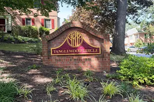 302 Brighton Circle, Devon, PA 19333 - Photo 2