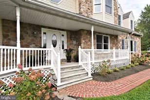 2 Traber Ln, Spring City, PA 19475 - Photo 8