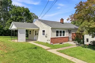 135 Pikeland Ave, Spring City, PA 19475 - Photo 1