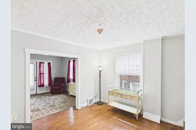 129 S 3rd Avenue, Coatesville, PA 19320 - Photo 6