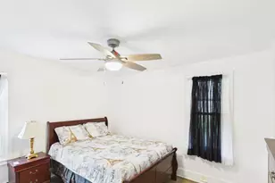 129 S 3rd Ave, Coatesville, PA 19320 - Photo 12