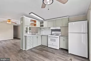 15 Rebers Ln, Honey Brook, PA 19344 - Photo 6
